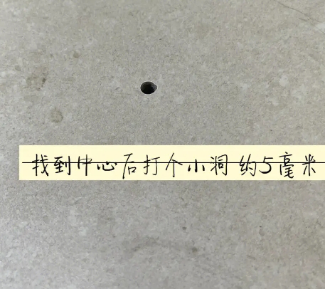 兰州瓷砖空鼓维修公司专业解答在瓷砖铺贴过程中，如果砂料搅拌不均匀，将会带来以下问题